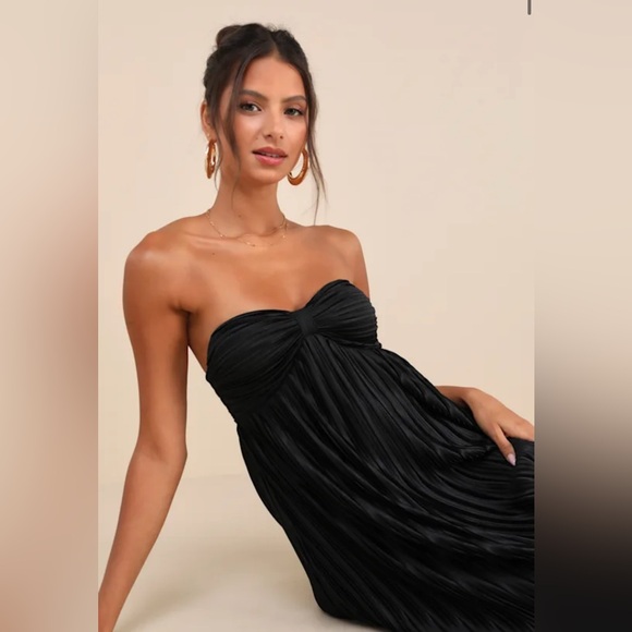 Lulus Whimsical Beauty Black Satin Plisse Strapless Maxi Dress Evening Wedding M - Picture 4 of 6